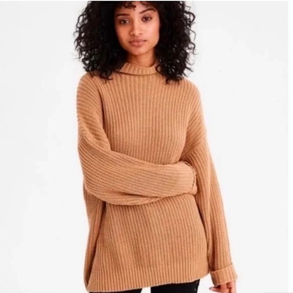 American Eagle Tan Beige Cowl Neck Knit Oversized Sweater Women’s Size Large/XL - Picture 1 of 6